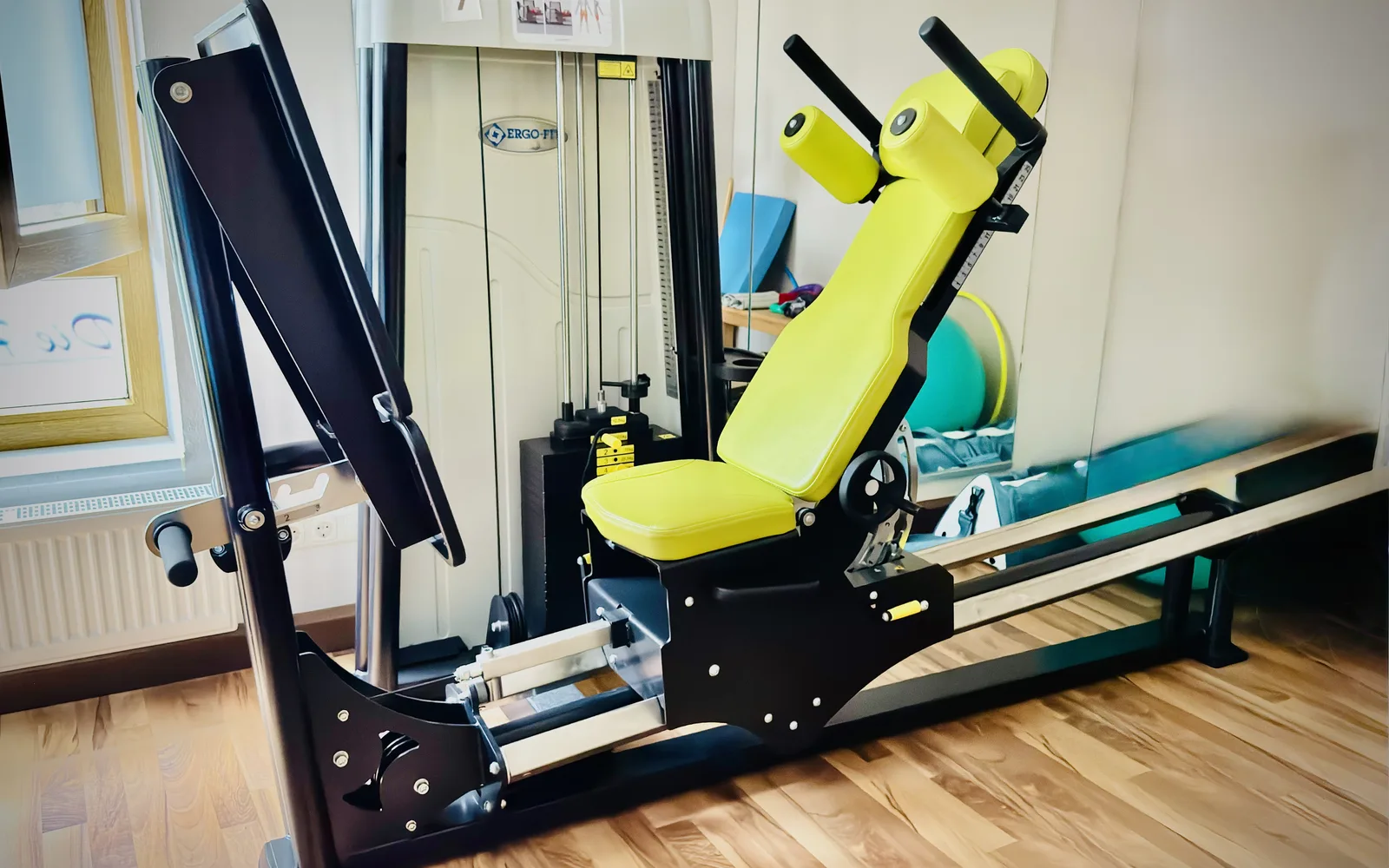 Beinpresse im KGG-Bereich von GeTFit Konzell
